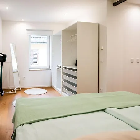 Schoene, Zentrale Wohnung Fuer 4 Personen Augsburg Buitenkant foto