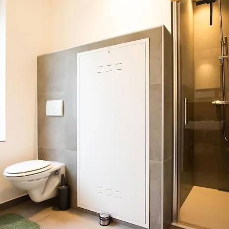 Schoene, Zentrale Wohnung Fuer 4 Personen Augsburg Buitenkant foto