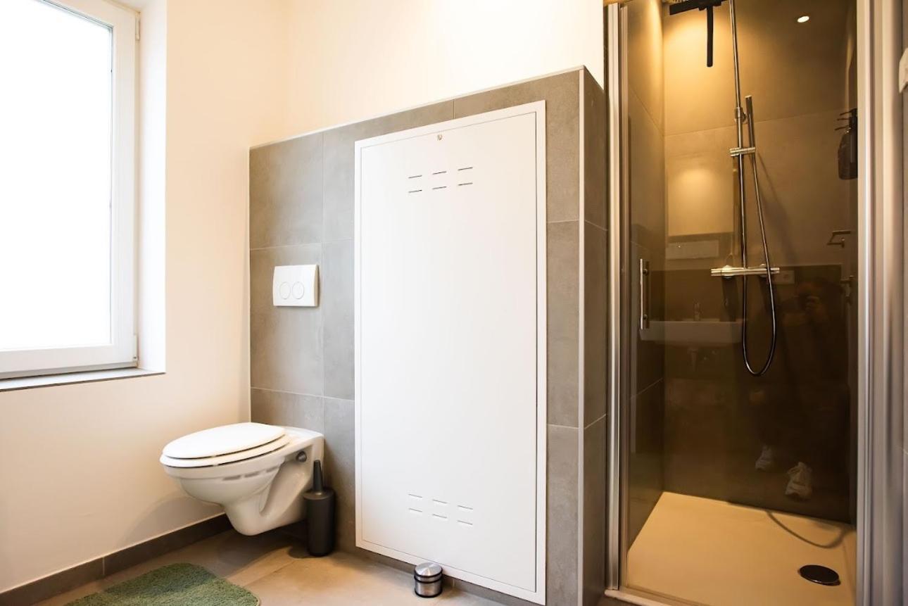 Schoene, Zentrale Fuer 4 Personen * Augsburg
